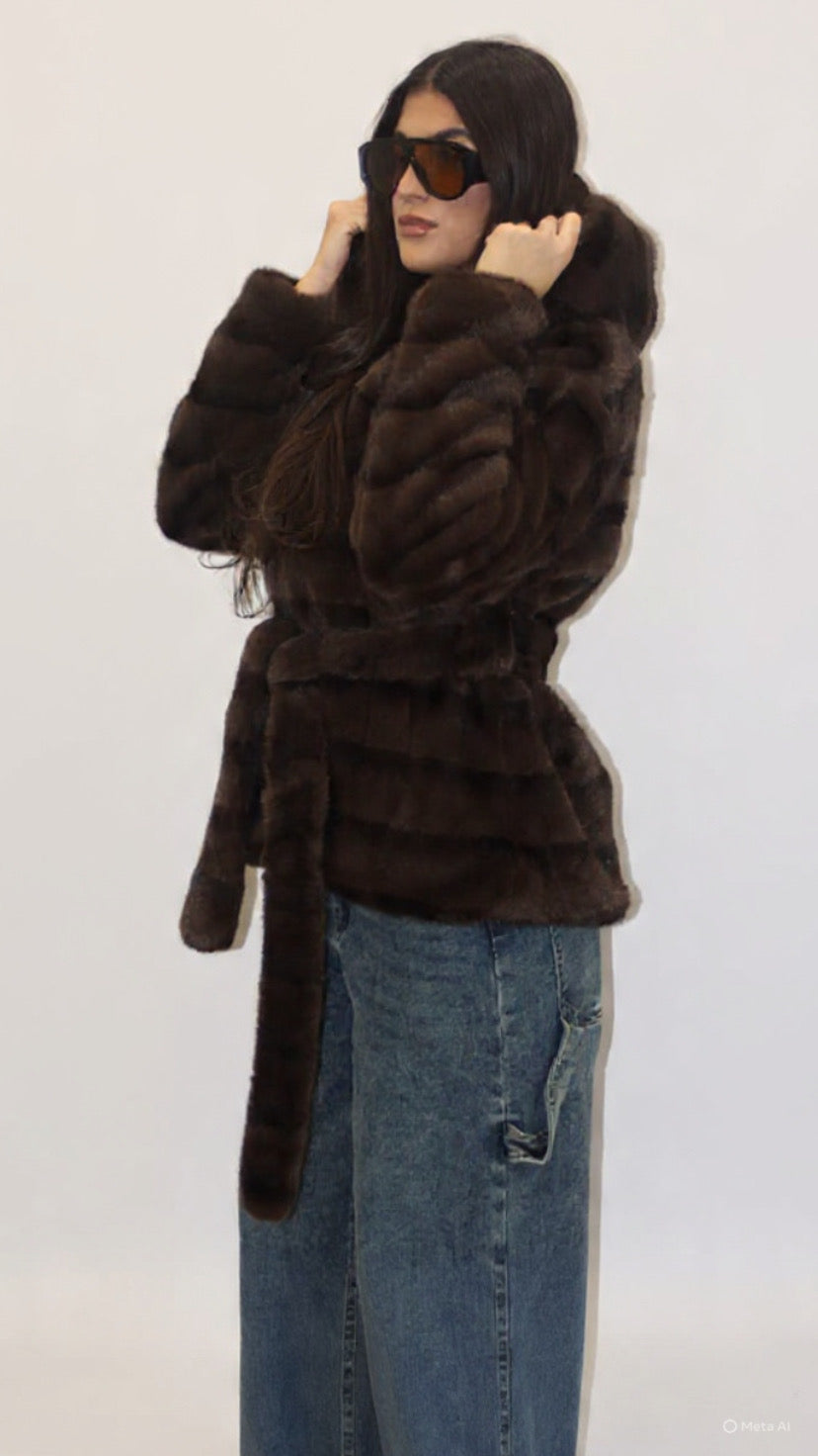 Pelliccia Brown con cintura